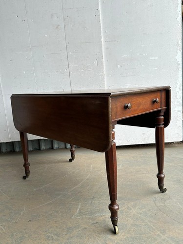 Early victorian mahogany - an,