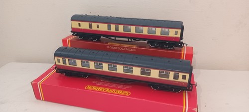 Gauge near mint hornby - 2x,