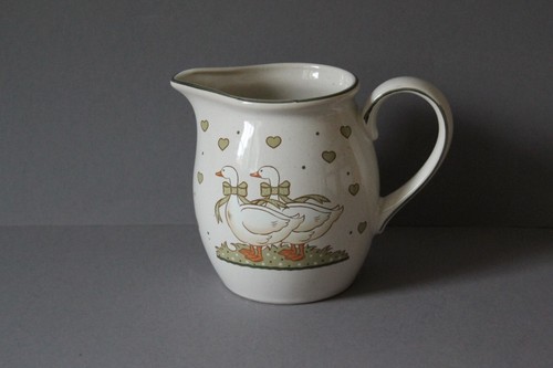Palatinate pottery goose luck