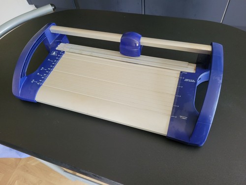 Avery rotary paper - paper, trimmer