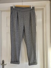Size 16 black & white dogtooth patterned cuffed trousers with pockets from F&F