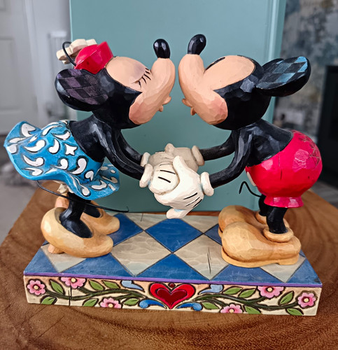 Walt disney showcase - disney,