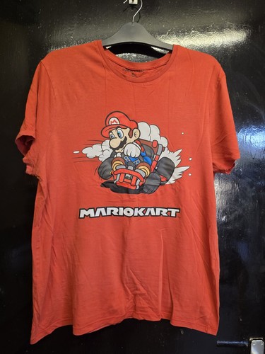 Nintendo mario kart red - mario, drift