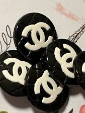 5 Stamped Chanel Buttons Quilted Metal Black & white CC logo, Iconic, 20mm