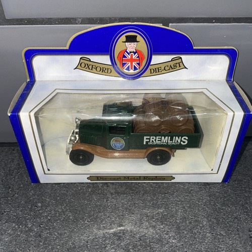 Oxford diecast fremlins - diecast,