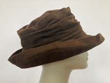 Ladies Brown Velvet Lead Rein / Private Driving/Judging Hat.    Ref F07