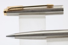 Vintage (c1975) Parker 65