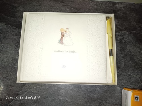 Hallmark precious moments - hallmark,