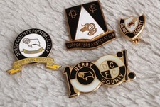 DERBY COUNTY MEMORABILIA  - BLACK  AND  WHITE  VINTAGE  PIN BADGES X 4