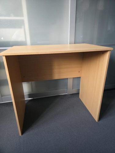Small wooden desk - small,