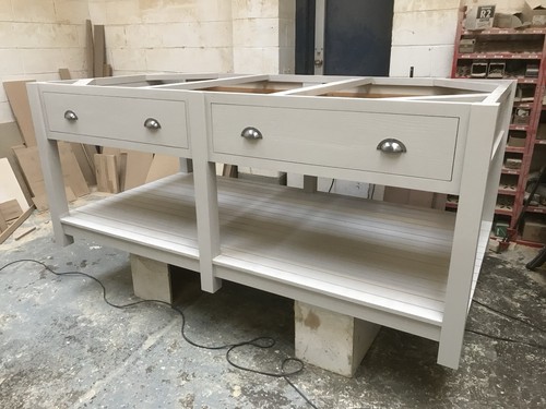 Solid wood shaker - solid,