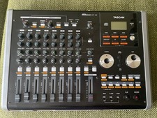Tascam DP-02 Digital Portastudio Multitrack Recorder 8 Track CD