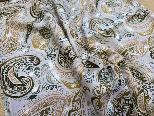 100 viscose fabric floral - ,