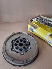 Luk dual mass flywheel dmf - luk,
