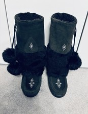 Manitobah Mukluks Black Leather waterproof snow boots Size Uk 4