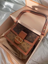 Louis Vuitton Dauphine