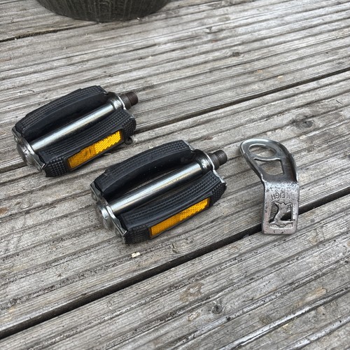 Raleigh chopper rubber pedals - chopper,