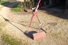 Record, Floor Mounted Pipe