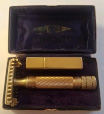 Vintage 1936 Gillette Aristocrat Gold TTO One-Piece Safety Razor De Luxe & Cases