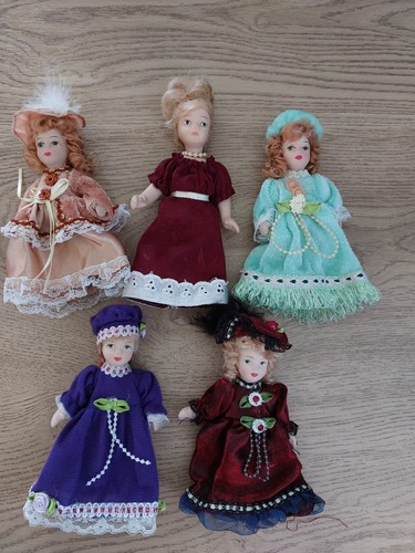 Miniature dolls vintage - , style