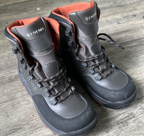 Simms men wading - simms,