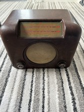 Bush DAC 90A Bakelite Radio