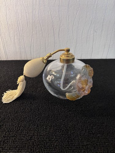 Perfume atomizer model - perfume,