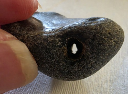 Natural flint hag stone - flint,