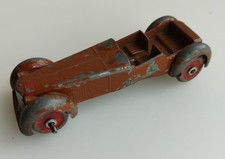 VINTAGE 1940's DIECAST CAR