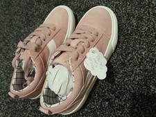 next UK 11
