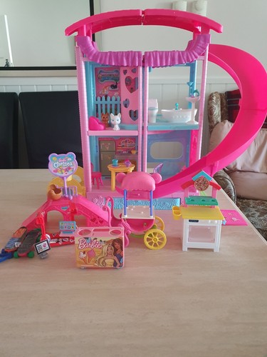 Barbie chelsea house bundle - chelsea,