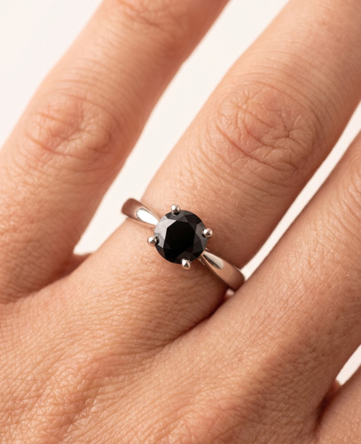 Natural round black sapphire - natural,