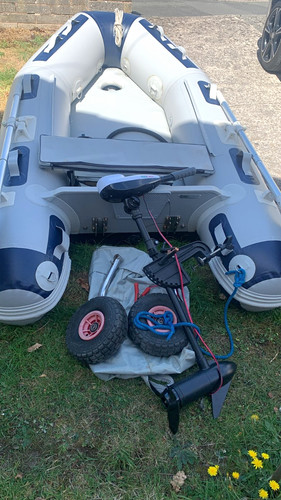 This dinghy has only - , in
