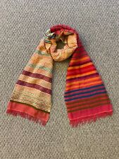 Kapre stripes & petals all-year-round scarf: silk blend versatile to wear!