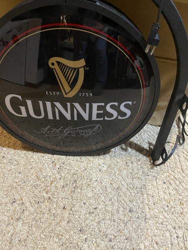 Guinness beer pub light - beer,
