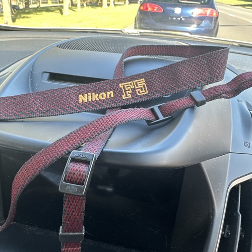 Nikon neck shoulder strap - f5, neck/shoulder