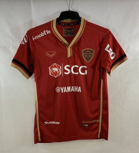 Muangthong united home - united,