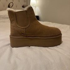 UGG Neumel Platform Chelsea