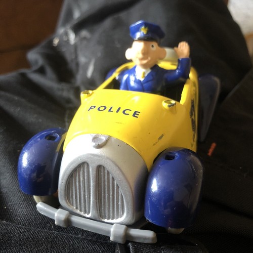 Cutie car police - cutie,