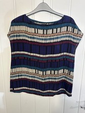 Hobbs 100% Silk blouse size 8 navy Multicoloured Print Short Cap Sleeve Boxy