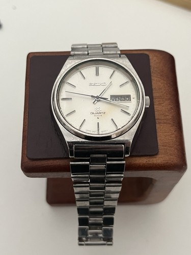 Authentic vintage seiko quartz - authentic,