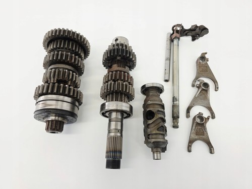 Honda 1000 gearbox piece - honda,