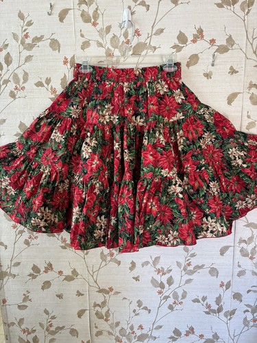 Red poinsettia print - red,