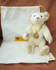 Steiff  "Millennium Bear"   No. 654701  with Dustbag