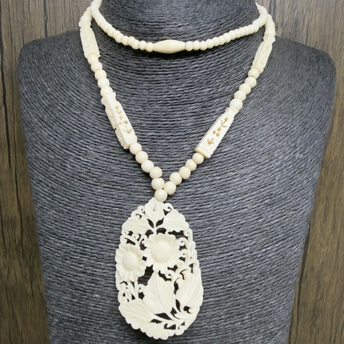 Vintage floral carved - vintage,
