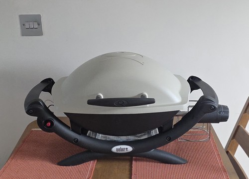 Weber q1000 gas - weber, bbq