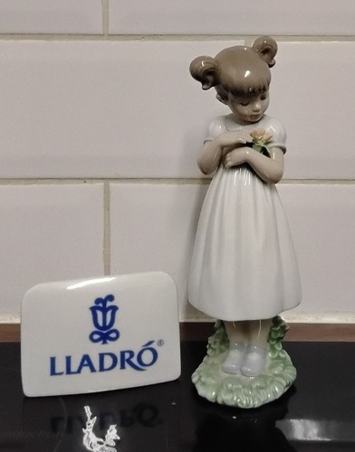 Lladro figurine flowers for - figurine,
