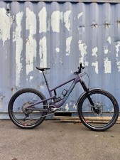 Santa Cruz Carbon Nomad V4