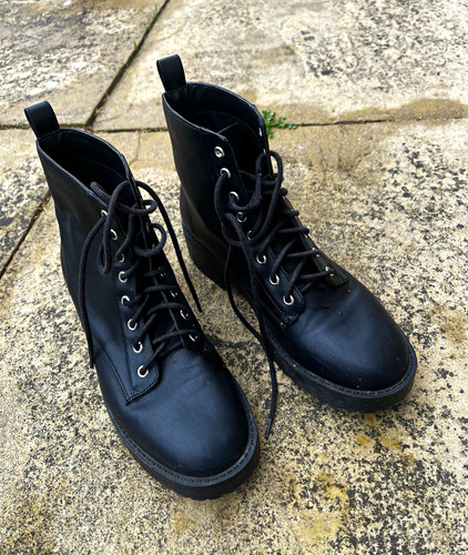 Divided black lace up - divided,