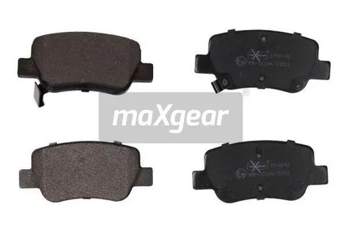 Rear brake pad set - rear,